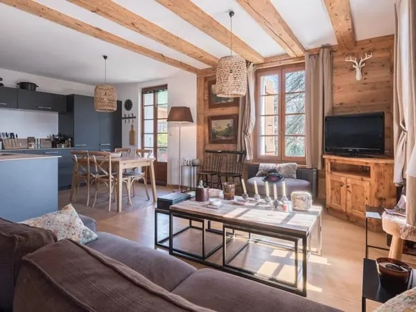 MEGÈVE - JAILLET