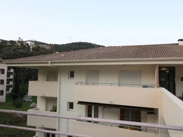 -BASTIA- T2 48M² DOUBLE TERRASSE PARKING