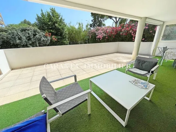 Vente appartement 3 pièces Sainte-Maxime avec terrasse de 55