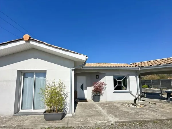 Maison de plain-pied 7 pièces 160 m²
