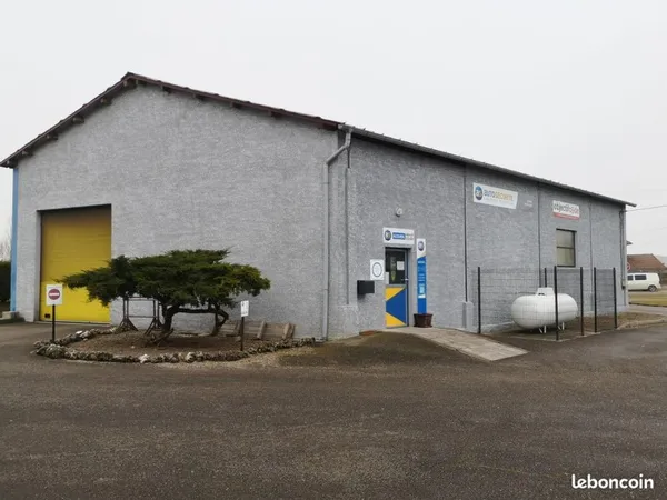 Centre de contrôle technique automobile