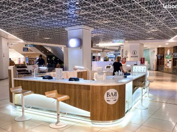 Kiosque onglerie - Centre commercial Saint-Sever Rouen - Emplacement premium