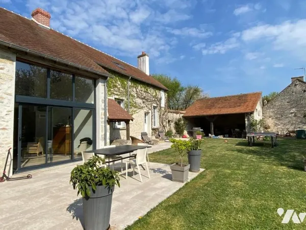 Maison 7 pièces 290 m²
