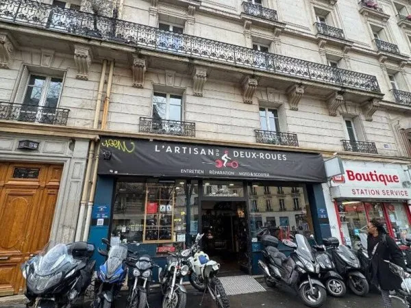 Local commercial 110 m²