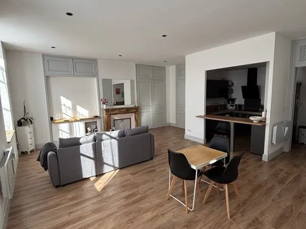 Appartement grand F2