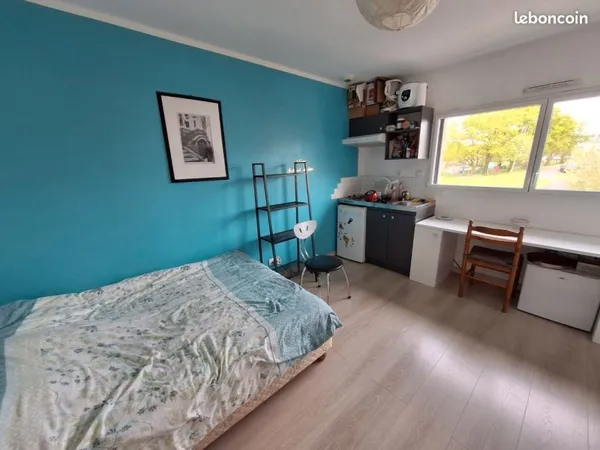 Location studio bruz 20 M2 400E
