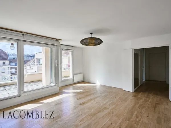 Lille Vauban-Esquermes : Joli appartement baigné de soleil a