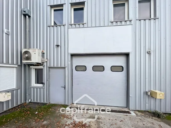LOCAL - BUREAUX - ENTREPÔT 321 m² - QUETIGNY (21800)