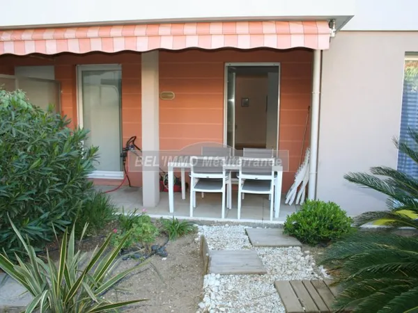 Appt F4 de 94 m2 en RdJ, Terrasses et Parking