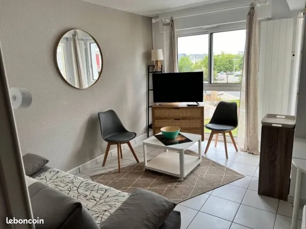 Loue studio cabine 23m2 + balcon