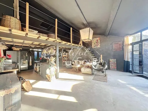 Propriété 4 pièces 200 m²