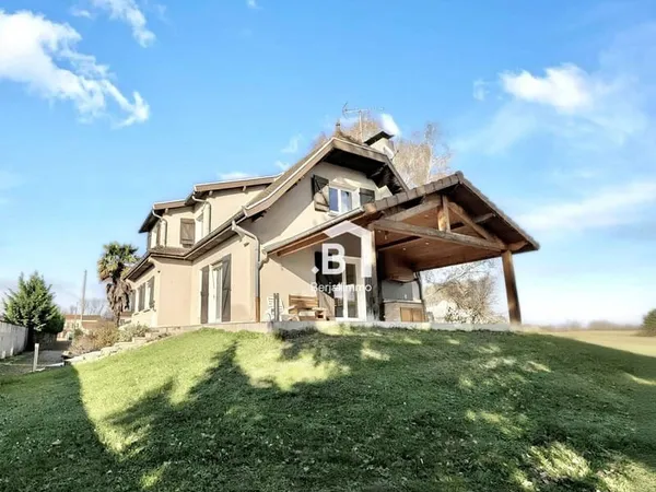 Maison 6 pièces 165 m²