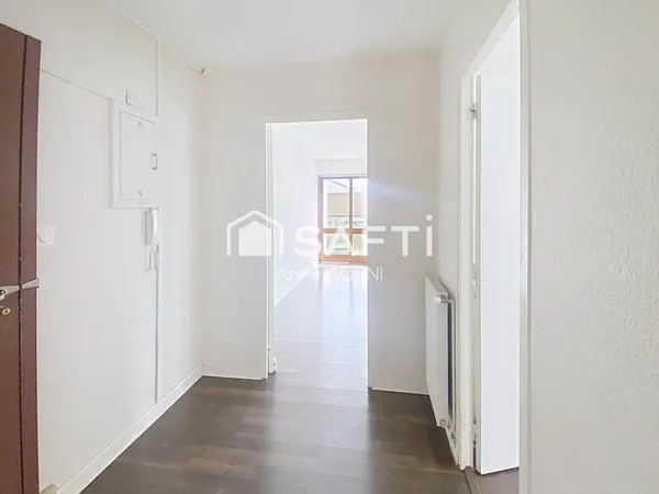 Appartement de type T2 53m2 - balcon - cellier