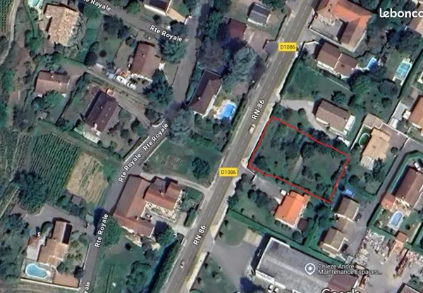 Terrain constructible 1175 m²