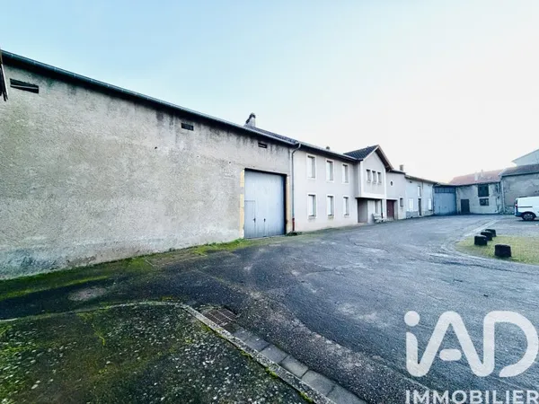 Maison 1 pièce 185 m²