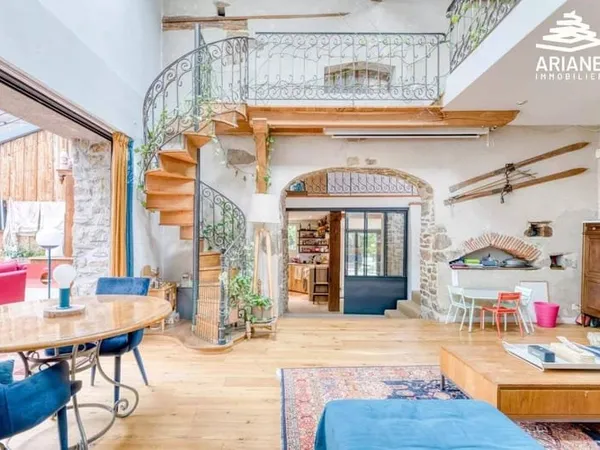 Maison 6 pièces 164 m²