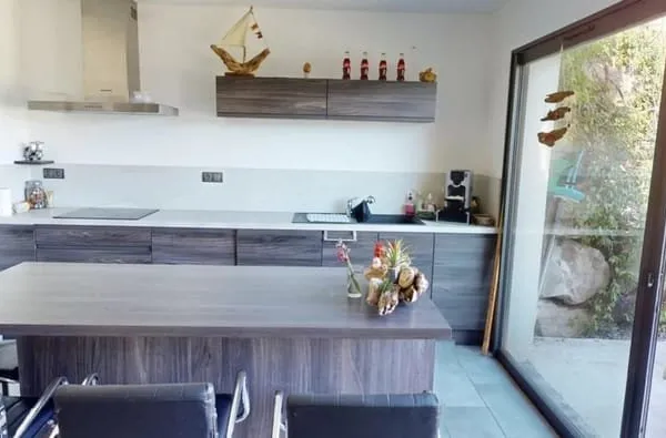 APPARTEMENT 111 M² AVEC TERRAIN PRIVATIF - PORTICCIO