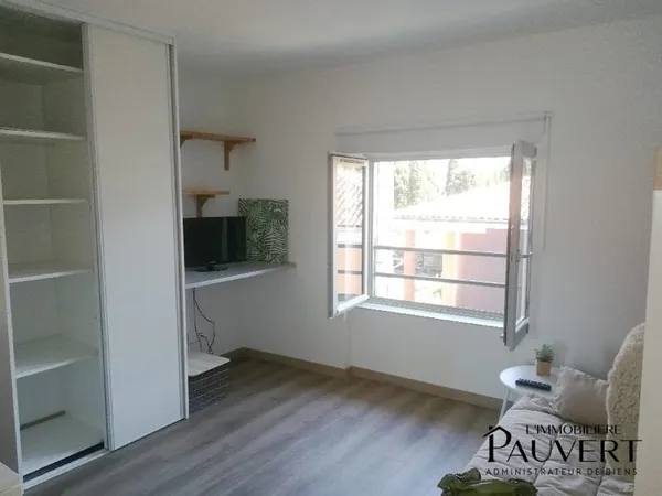 Beau studio meublé de 22 m2 proche de toutes commodités