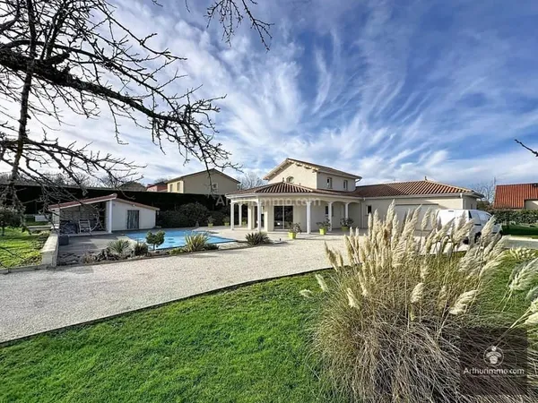 Maison 6 pièces 145 m²