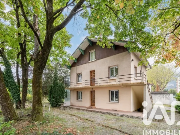 Maison 7 pièces 155 m²