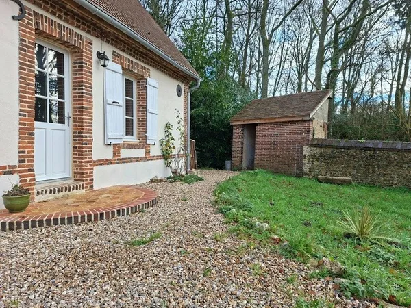 Propriété au coeur du Perche, beaux volumes, maison + maisonnette à rénover, proche de TOUROUVRE - R