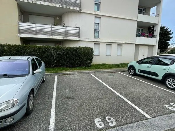 Place de parking Agroparc / Résidence L'oree des remparts