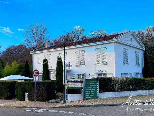 Local 286 m²