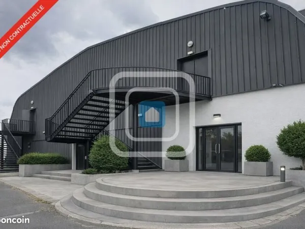 Local commercial 1 622 m²