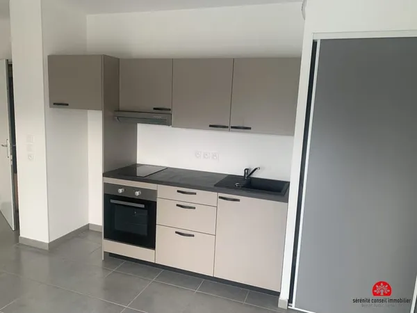 Appartement T2 Récent Lumineux avec Jardin Privé