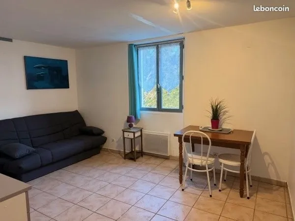 Studio meublé