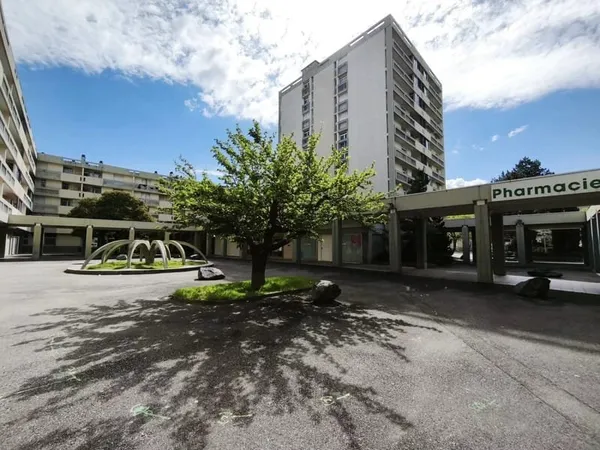 APPARTEMENT T4 AVEC ASCENSEUR