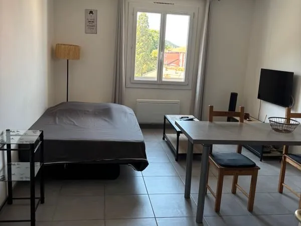 Studio 28 m2