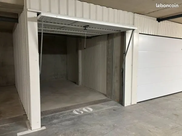 Box à louer- Centre-ville La Rochelle - Résidence sécurisée