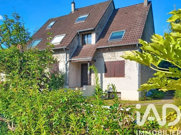 Maison 8 pièces 212 m²