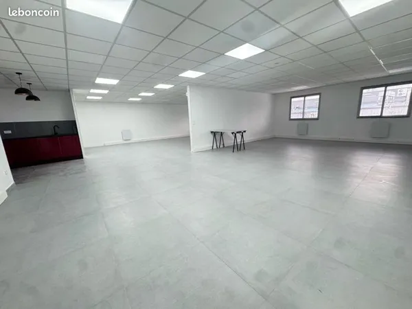 Bureaux à louer 140m2