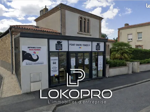 Local 145 m² Cholet