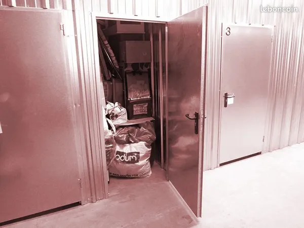 Box de stockage (8m2) disponible en janvier 2026