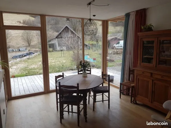 Maison meublée à louer à Chichilianne