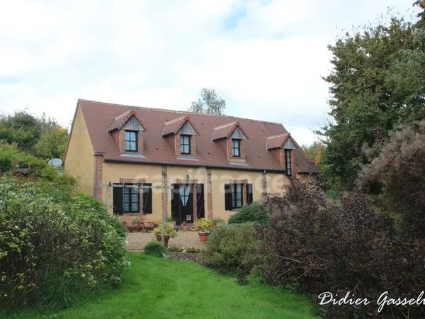 2 Maisons à vendre 10 pièces (72)