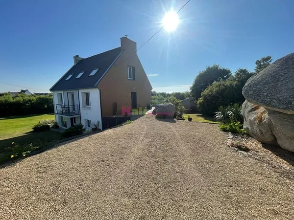 Maison Kerlouan vue mer, à 200 mètres des plages