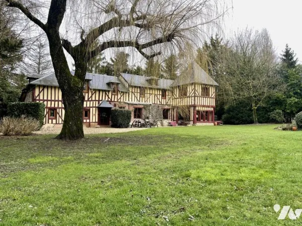 Maison 14 pièces 244 m²