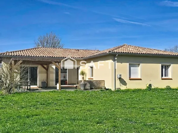 MAISON T6 PLAIN-PIED ET GRAND GARAGE