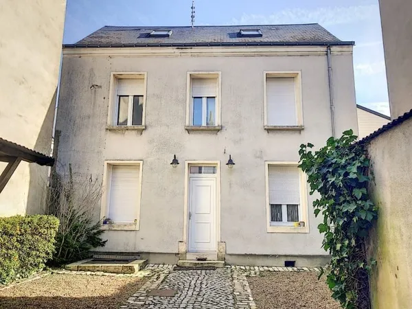 TOURS centre studio de 14.25 m² (4)