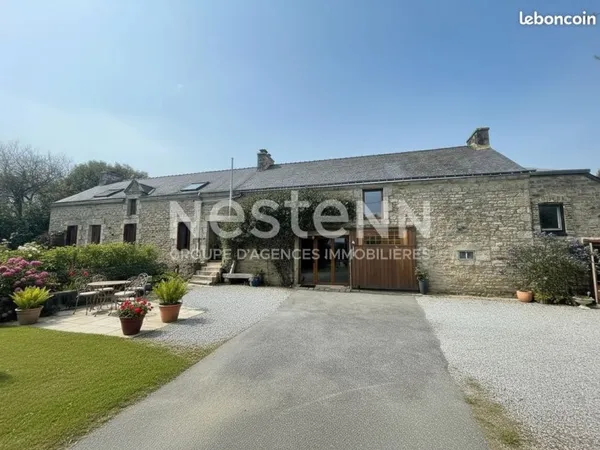 Longère 8 pièces 260 m²
