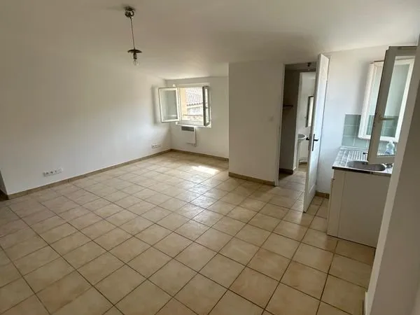 À louer - T2 de 37 m² en plein centre-ville d'Apt