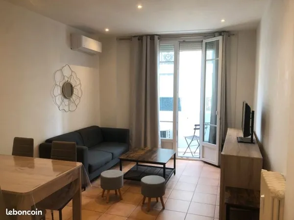 2 pièces Nice centre 229000 FAI