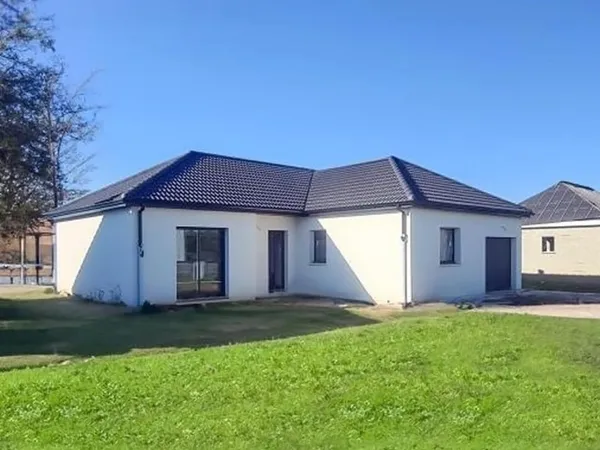 Terrain 600 m²