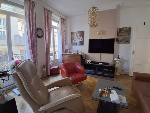 Appartement 4 pièces 115 m²