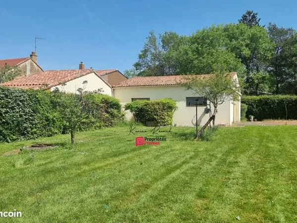 Terrain 443 m² Fougere