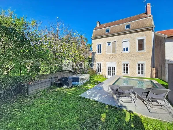 Appartement en duplex avec jardin et piscine Orthez 5 pièce(s) 138m²